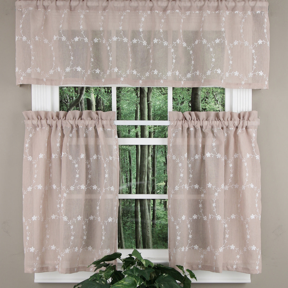 SKL - Briarwood Kitchen Curtains - Wheat – Swags Galore