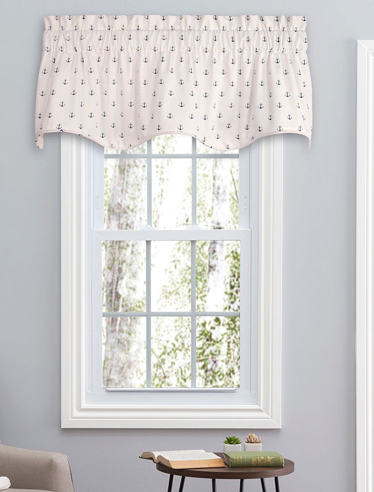 Voyage Lined Scalloped Valance