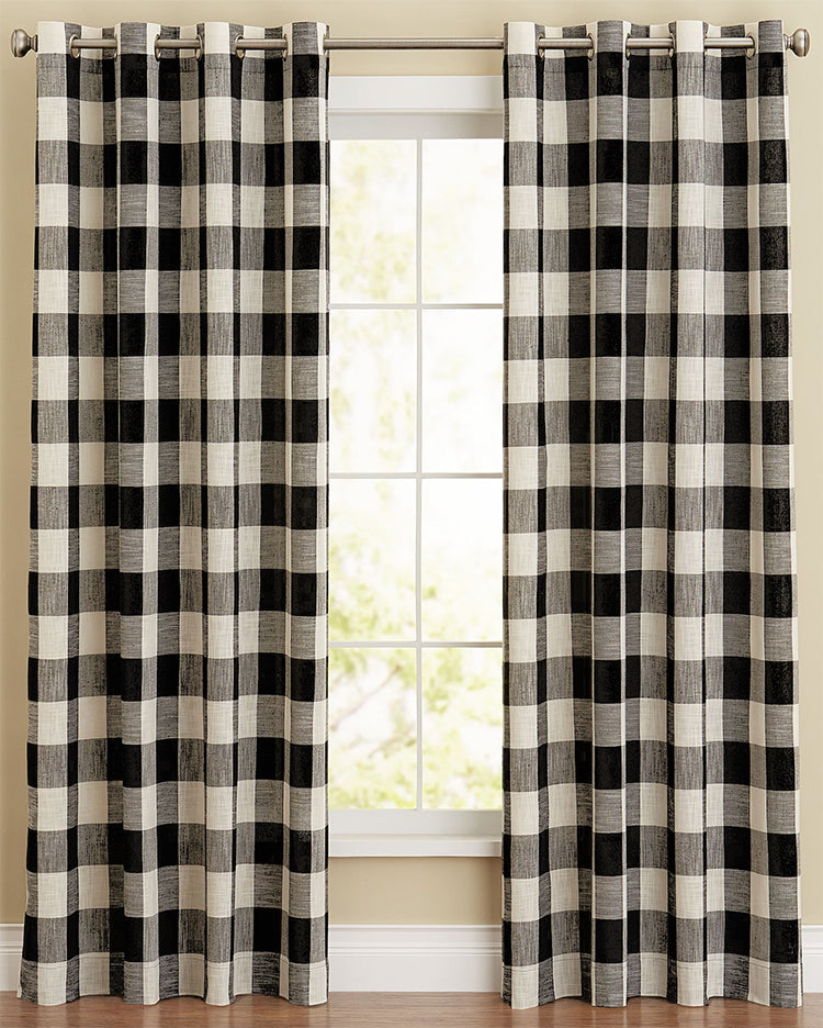 Courtyard Grommet Valance