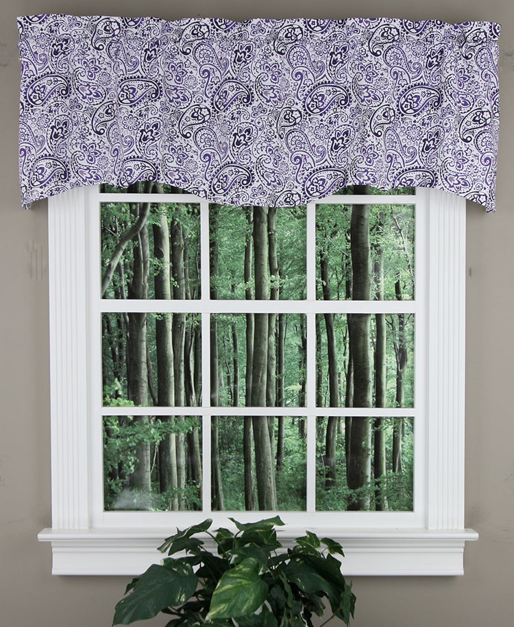 Tylis Beacon Valance