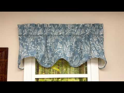 Lexington Leaf Lined Scalloped Valance