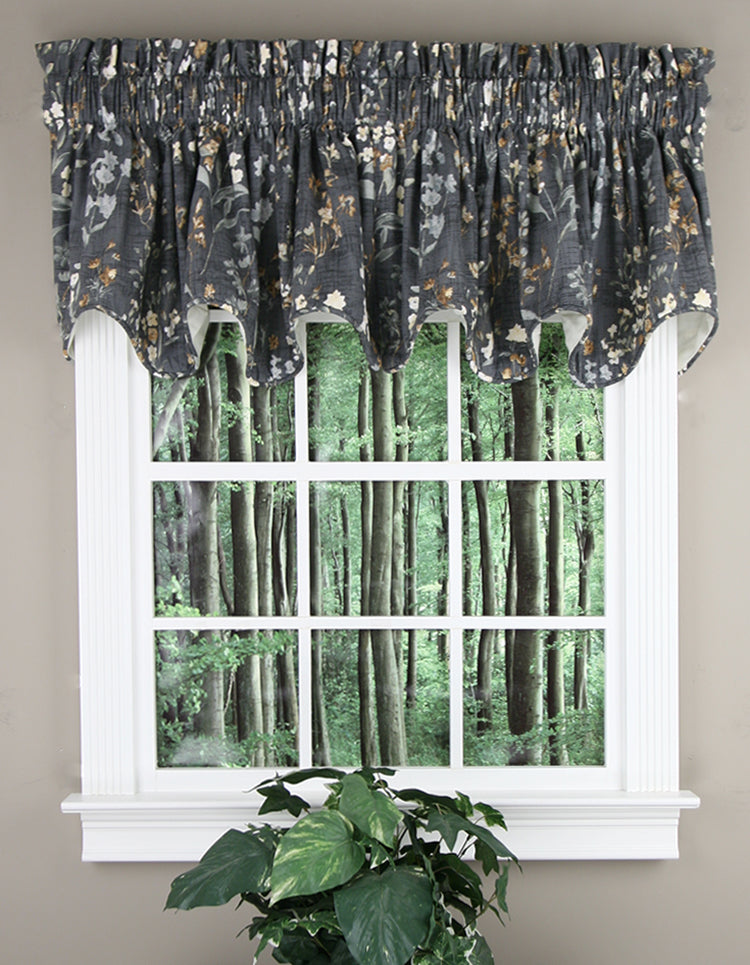 Rockport Lined Scalloped Valance