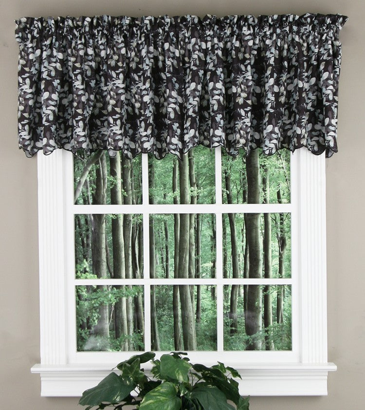 Athena Crushed Scalloped Valance