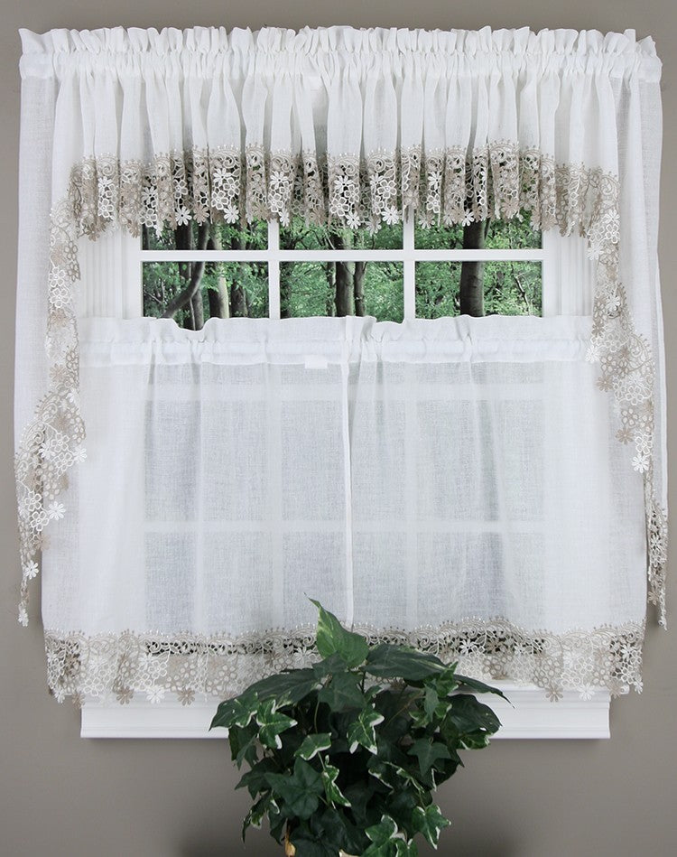 Lillian Lace Valance