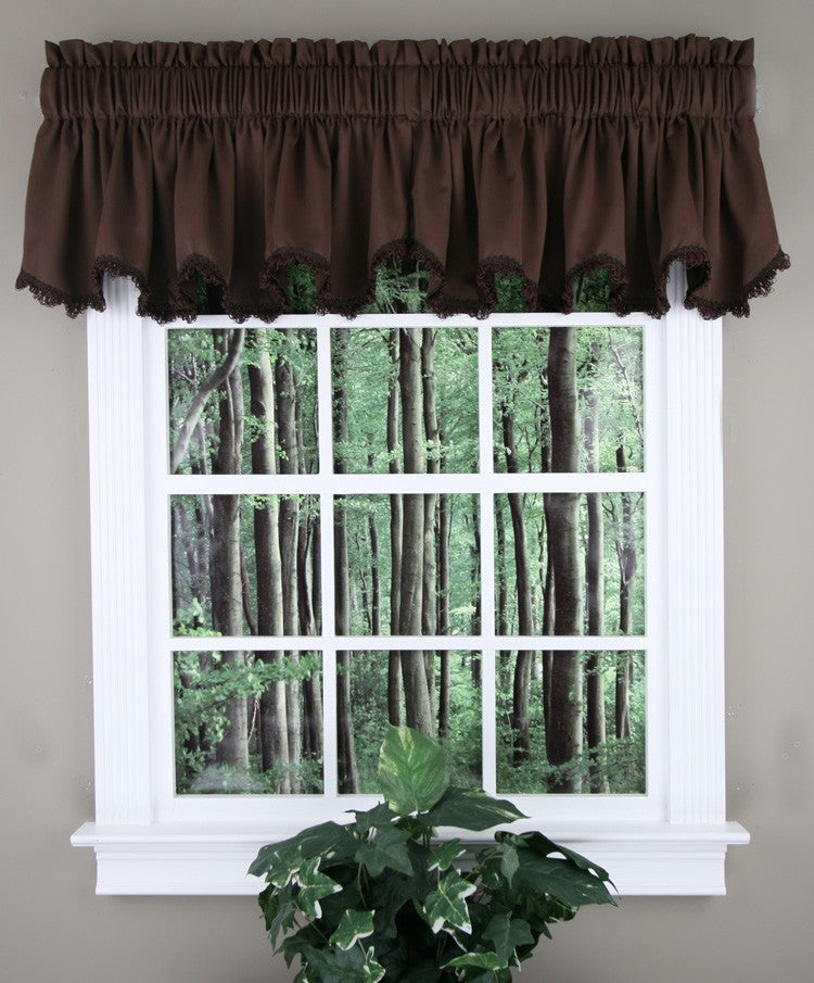 Blackstone Scalloped Valance